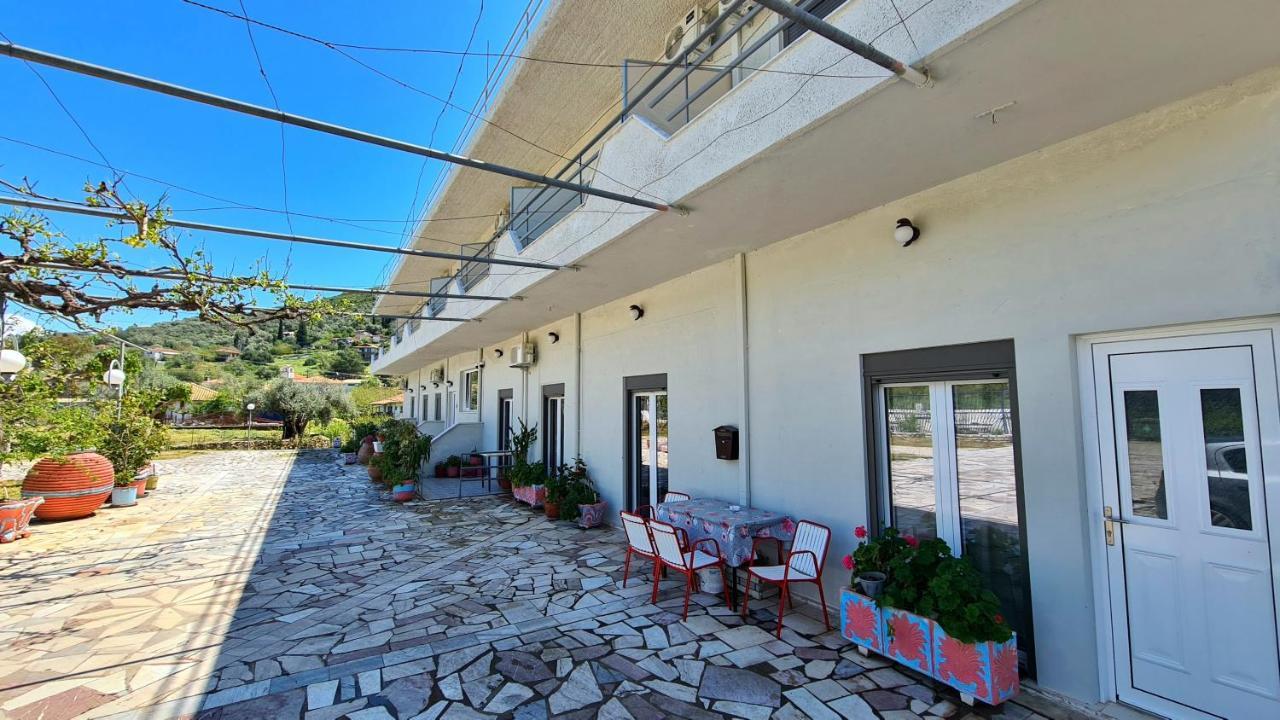 Amarandos Studios - Rooms & Apartments Marandokhórion Esterno foto